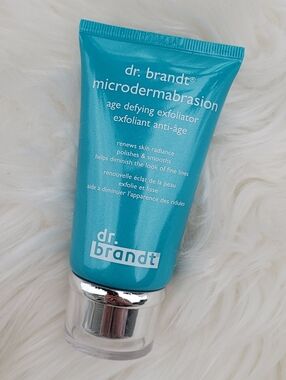 Dr. Brandt MicroDermabrasion Age Defying Exfoliator Facial Face Scrub Wash 2oz
